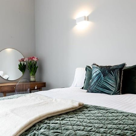 Beautiful 4 Bed Flat In Perfect Central Location 格拉斯哥 外观 照片