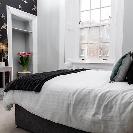 Beautiful 4 Bed Flat In Perfect Central Location 格拉斯哥 外观 照片