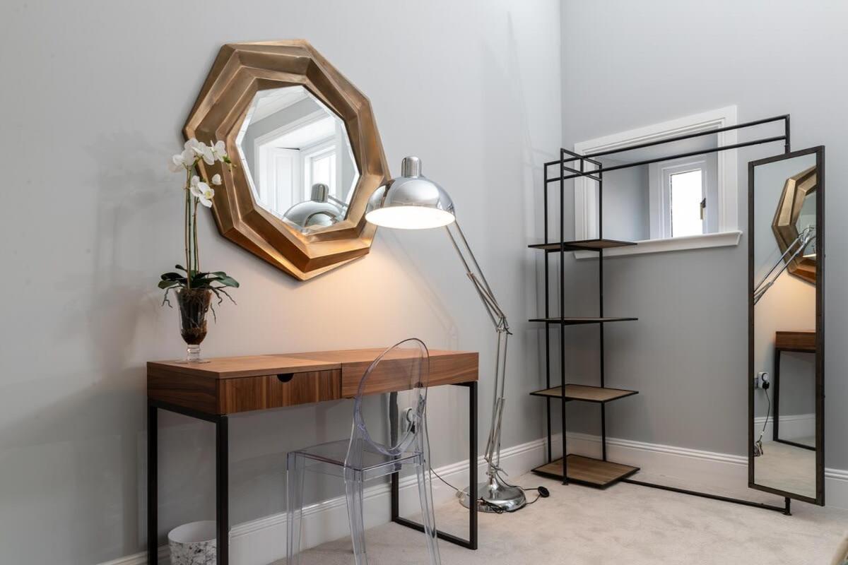 Beautiful 4 Bed Flat In Perfect Central Location 格拉斯哥 外观 照片