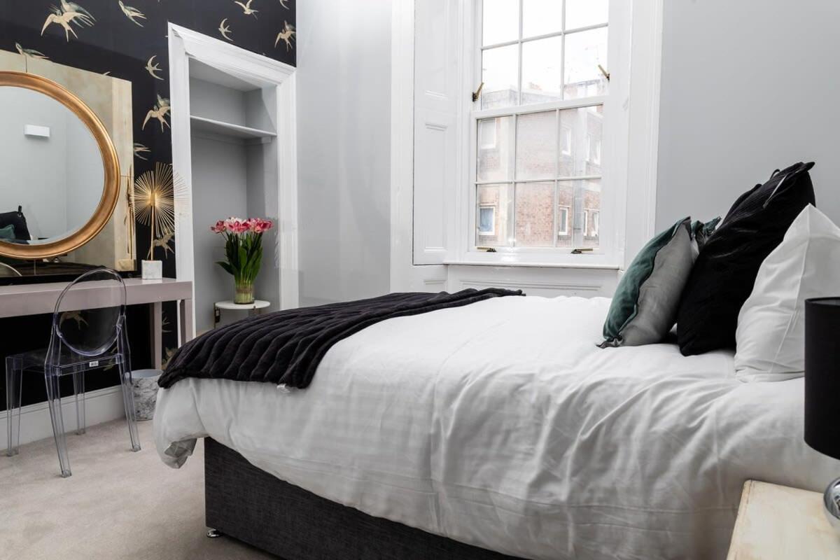 Beautiful 4 Bed Flat In Perfect Central Location 格拉斯哥 外观 照片
