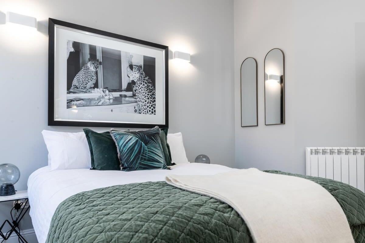 Beautiful 4 Bed Flat In Perfect Central Location 格拉斯哥 外观 照片