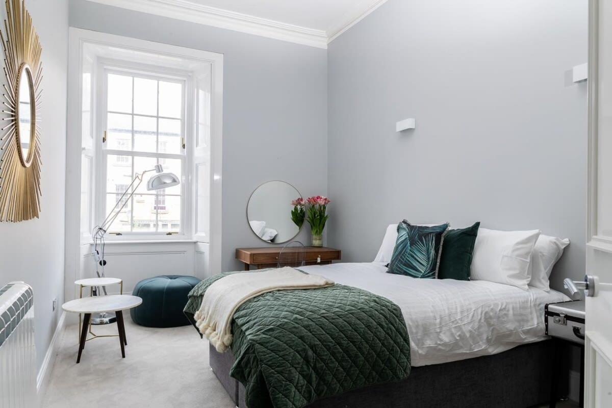 Beautiful 4 Bed Flat In Perfect Central Location 格拉斯哥 外观 照片